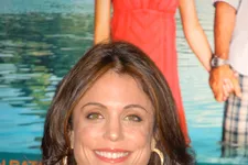 Bethenny Frankel Causes Uproar By Posing In Daughter’s Clothes