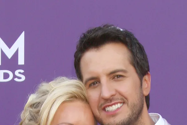 Country Music’s 10 Cutest Couples!