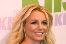 Britney Spears Debuts Shocking Short Haircut