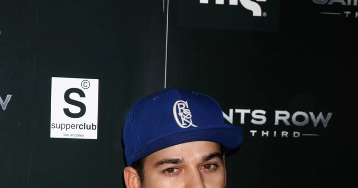 Rob Kardashian Slams Kim On Instagram With Strange Photo Fame10