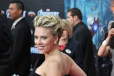 Scarlett Johansson Debuts Baby Bump at ‘Captain America’ Premiere!
