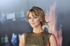 Watch Jennifer Lawrence Interrupt Taylor Swift Interview at Golden Globes!