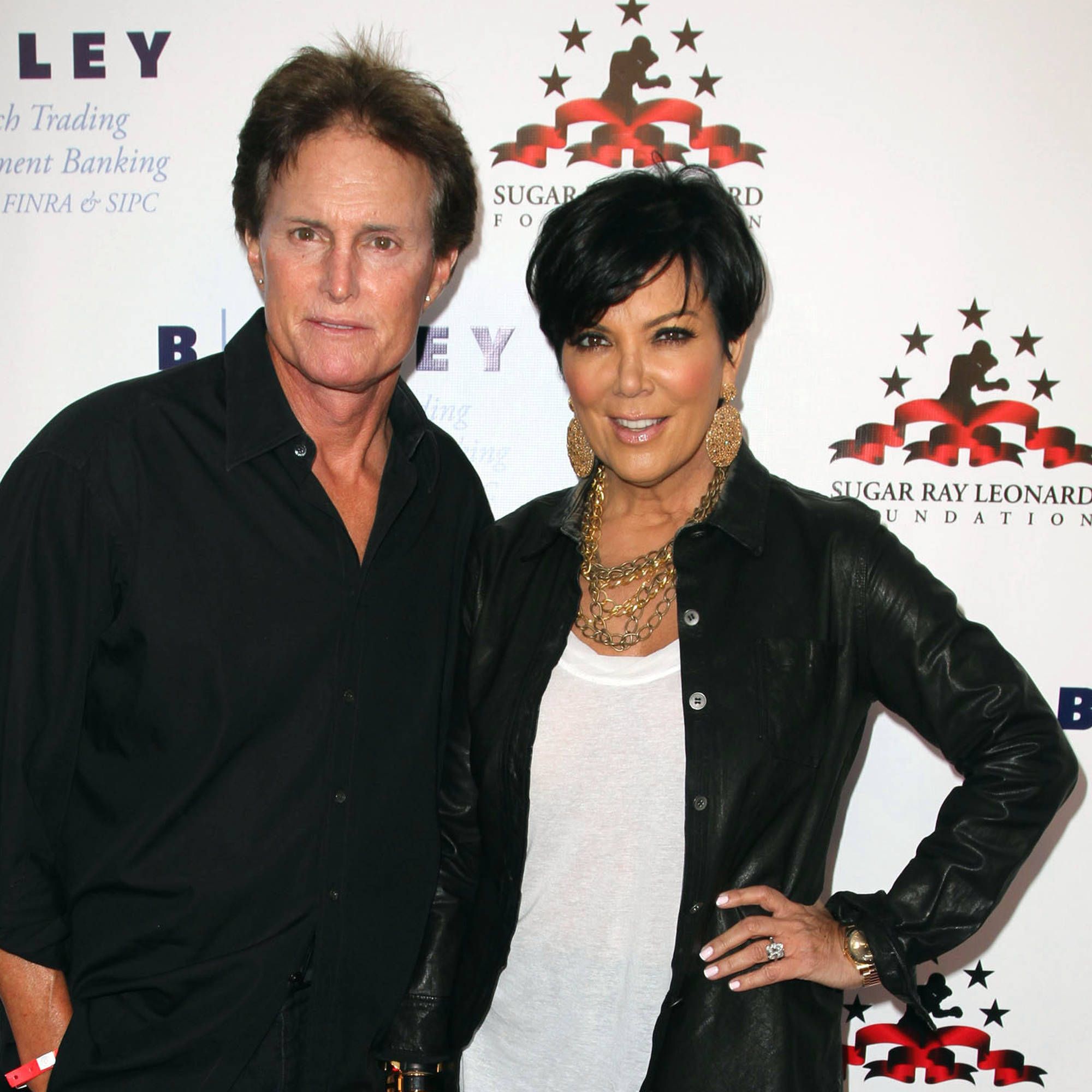 Kris Jenner Causes Confusion With Wedding Anniversary Message - Fame10