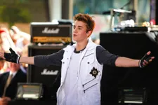 Justin Bieber Booted From Coachella In A Chokehold