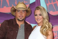 Jason Aldean Goes Public With Mistress-Turned-Girlfriend At CMT Awards