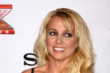 Britney Spears Slips: Zoe Saldana Pregnant With Twins