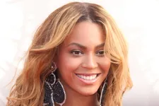 Beyonce Under Fire For Lip Syncing And Airbrushing