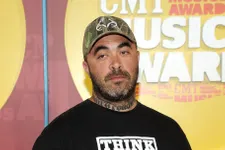 Aaron Lewis On National Anthem Fail: “I’m Sorry”