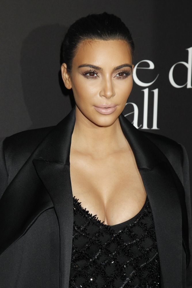 What Kim K's Brunette Hair Change Says About A Possible ...