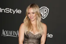 Hilary Duff Is On Tinder And She’s Telling All
