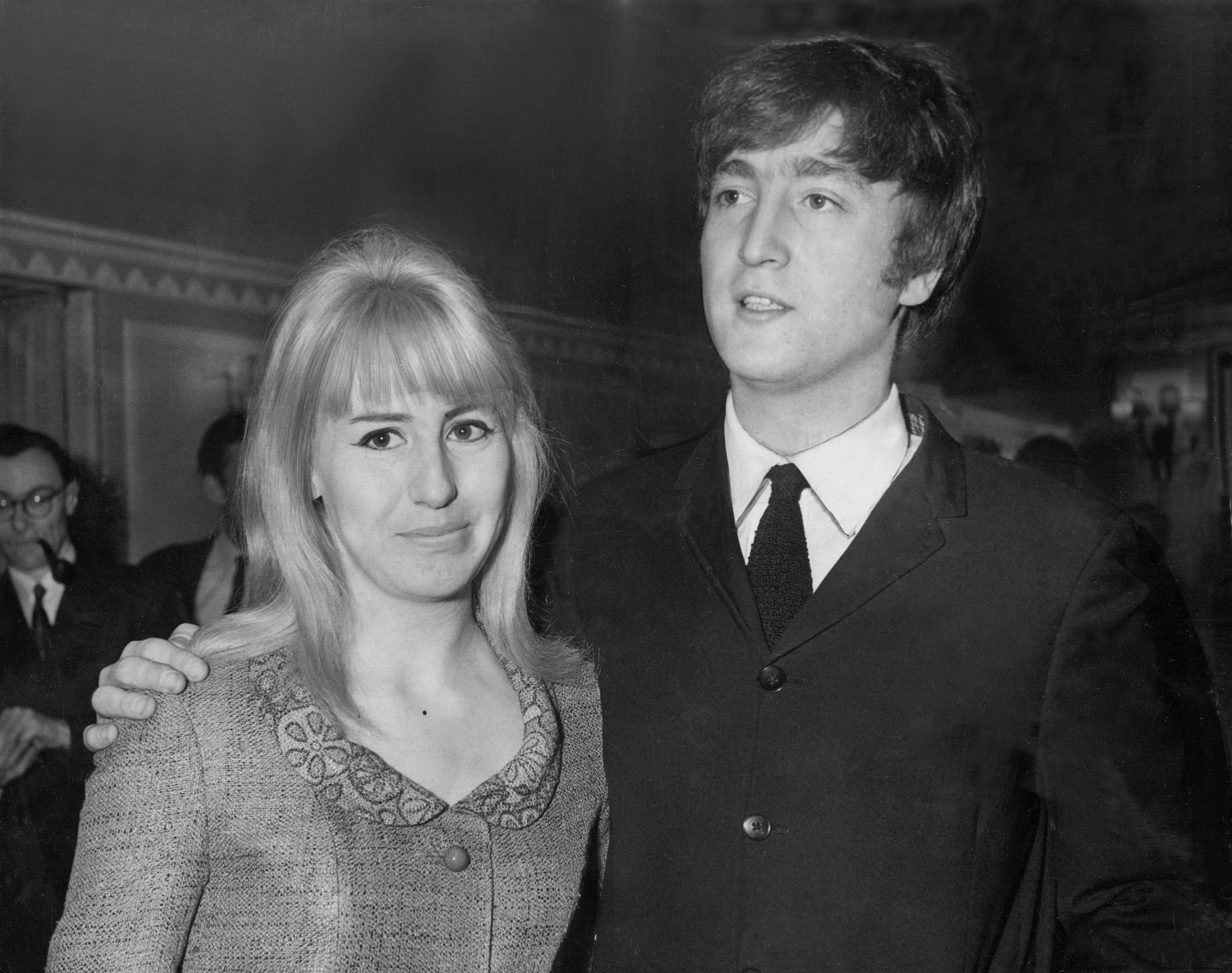 John Lennons First Wife Cynthia Lennon Dead At 75 Fame10 
