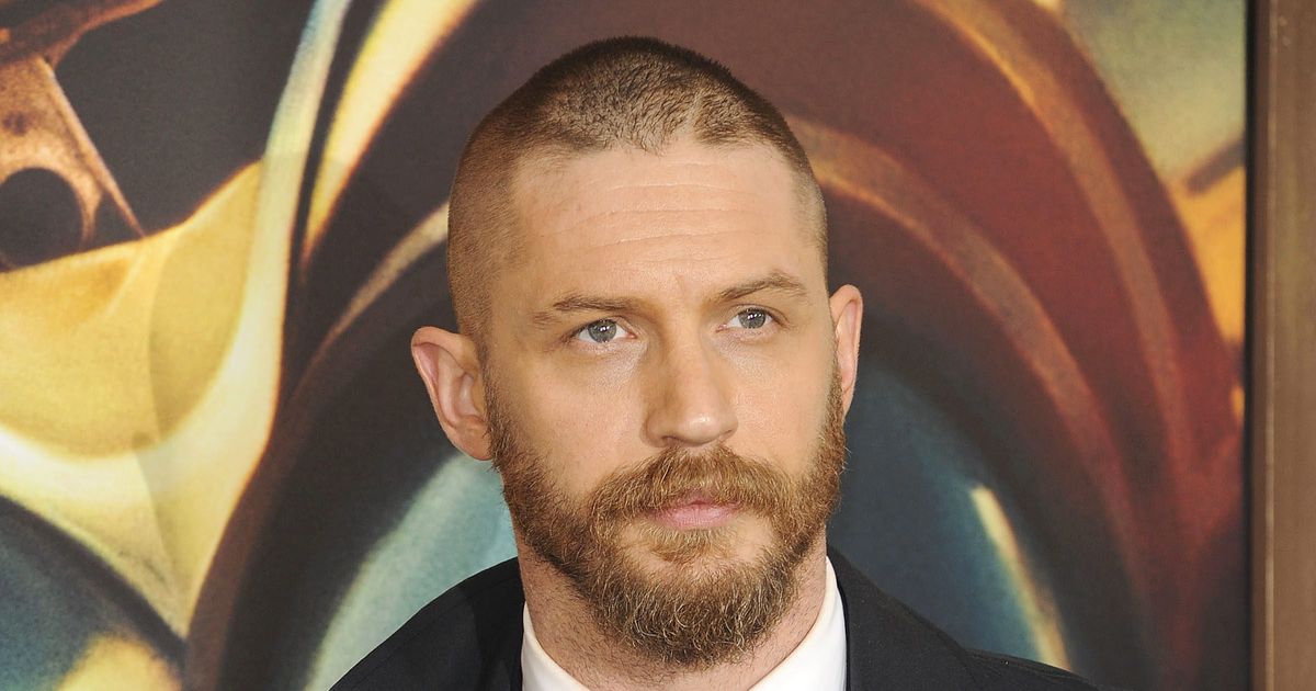 Tom Hardy Shuts Down Awkward Question From A Reporter At Press Conference Fame10 