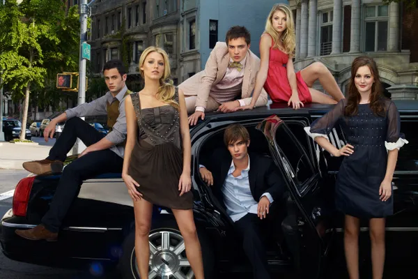 Cast Of Gossip Girl: How Much Are They Worth Now?