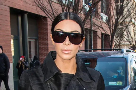 9 Things Kim Kardashian Should Tell Her Future Self