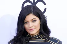 8 Ways That Kylie Jenner Is Morphing Into Kim Kardashian