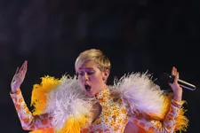 8 Reasons Miley Cyrus Shouldn’t Host The VMAs