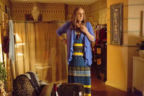 10 Comedies That Deserve An Emmy Nomination In 2015