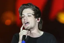 One Direction’s Louis Tomlinson Is Going To Be A Dad