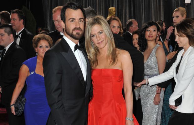 7 Exclusive Details About Jennifer Aniston’s Secret Wedding - Fame10