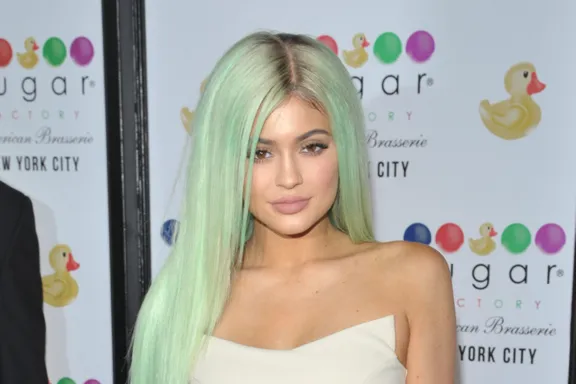 Kylie Jenner’s 6 Most Ridiculous Beauty Tricks