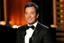 Jimmy Fallon Injured His Other Hand After Taking A Fall At Harvard