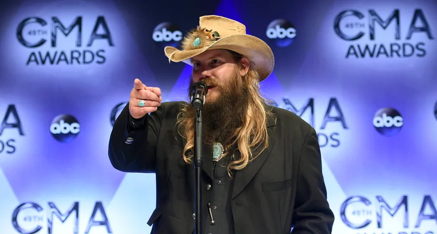 7 Things You Need To Know About Chris Stapleton - Fame10