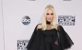 The 7 Worst Dressed Stars At The 2015 American Music Awards