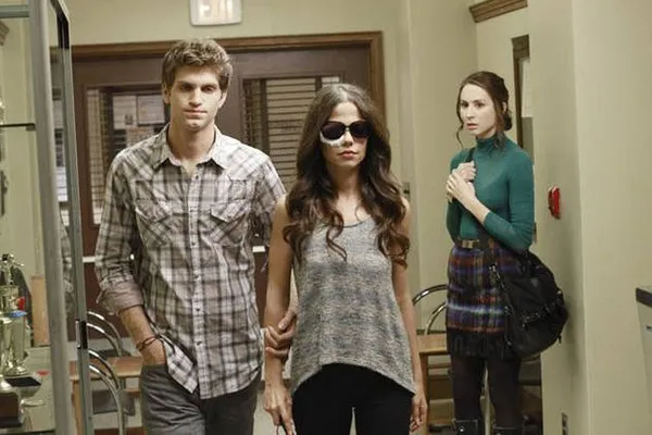 Pretty Little Liars’ 7 Worst Couples
