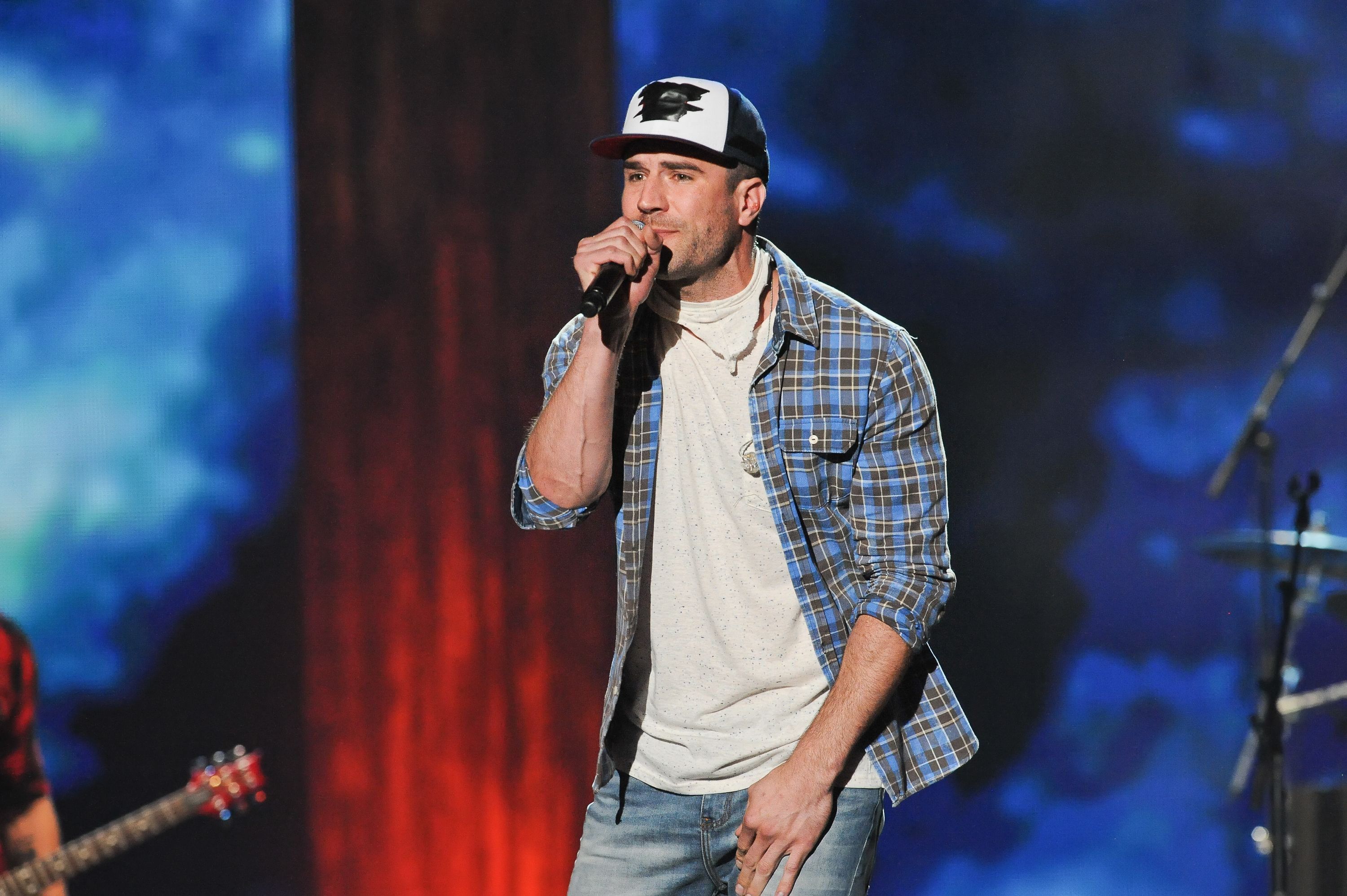 Singers Who Are Transforming Country Music - Fame10