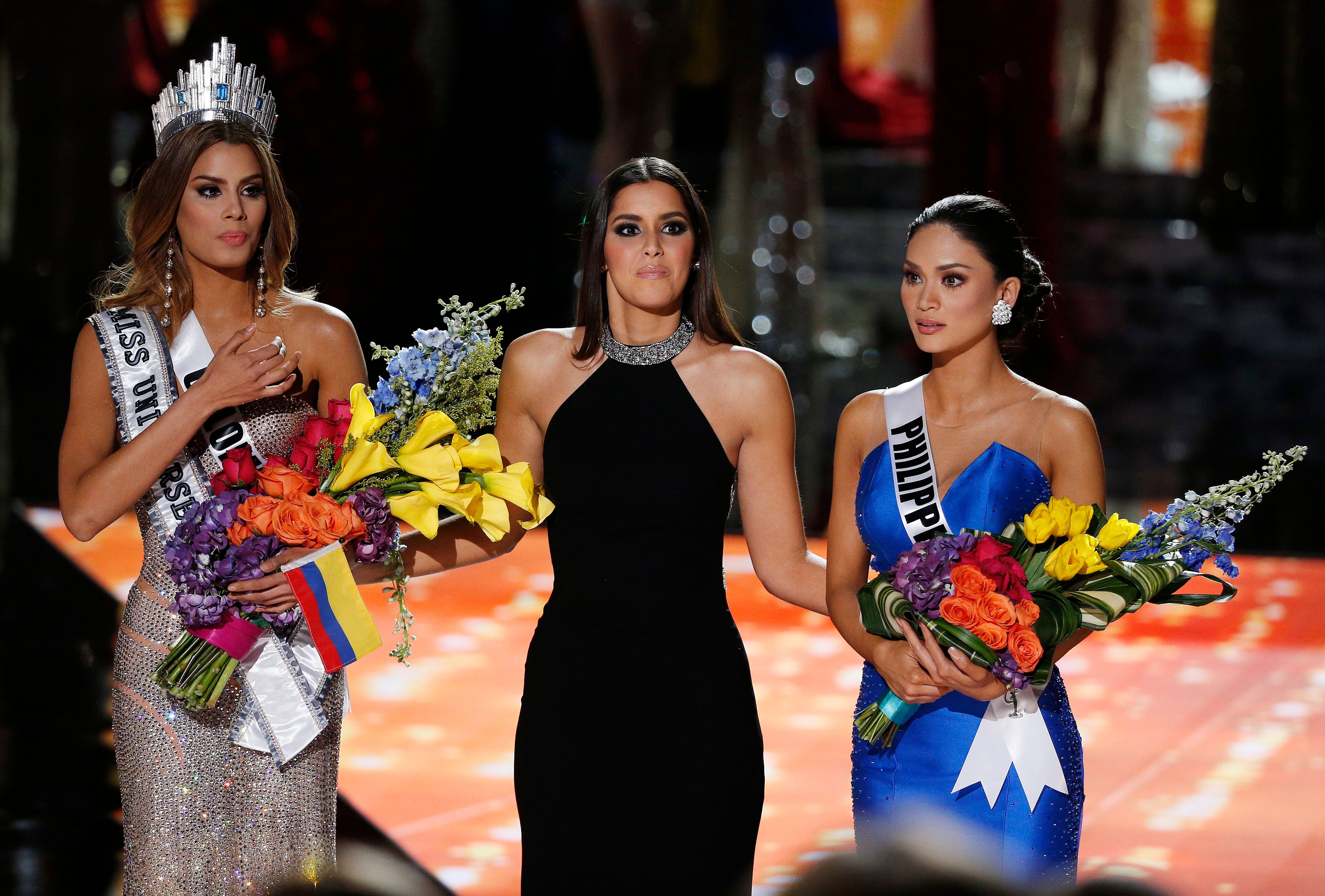 Wrong Winner Crowned In Miss Universe 2015 See The Moment Fame10 6177