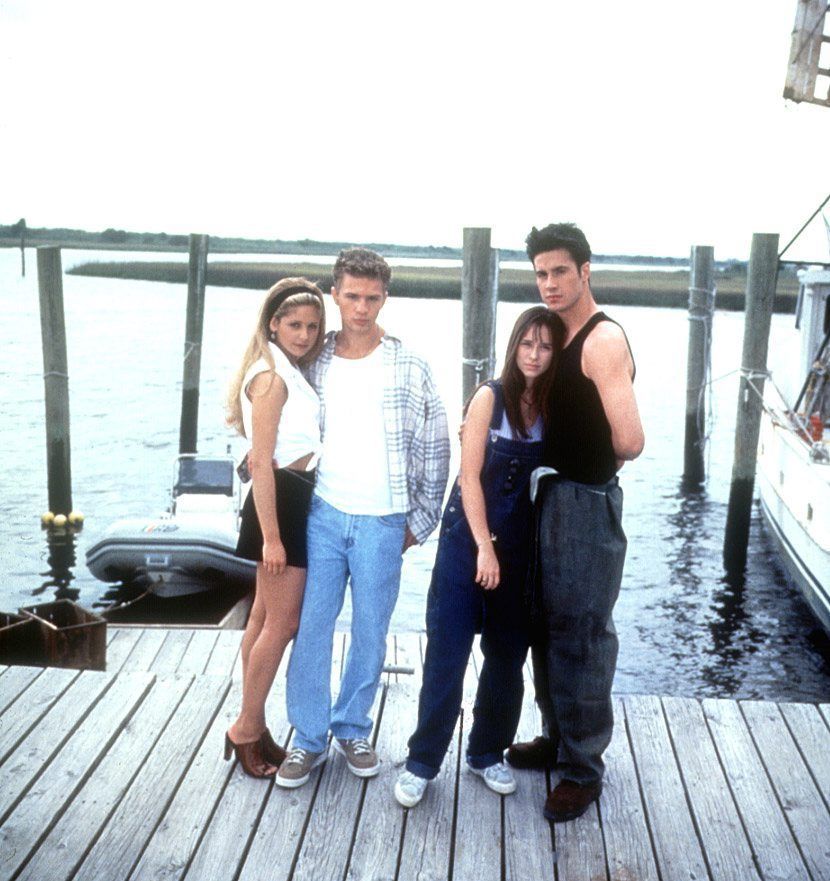 I Know What You Did Last Summer Pl Cast Of I Know What You Did Last Summer: How Much Are They Worth? - Fame10