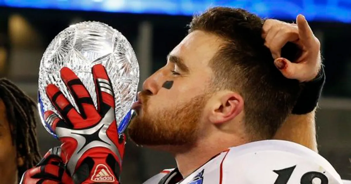 10 Things You Might Not Know About Football Player Travis Kelce