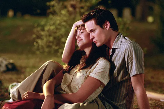 Cast Of A Walk To Remember: How Much Are They Worth Now?