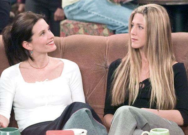 Friends: 10 Best Rachel And Monica Moments - Fame10