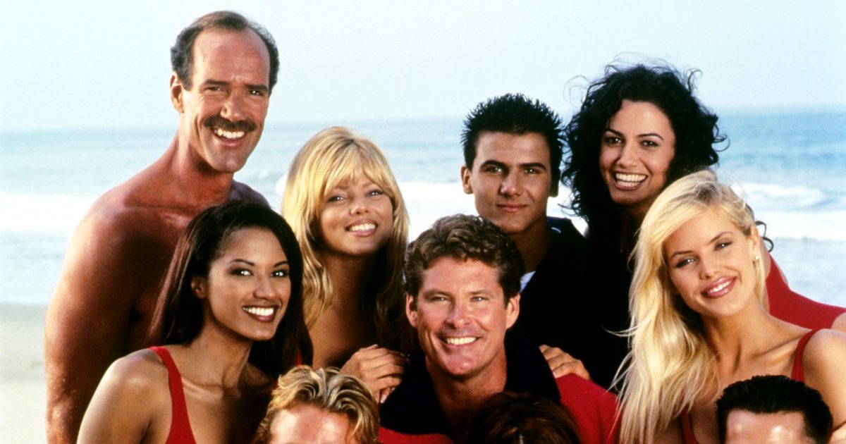 Cast Of Baywatch: How Much Are They Worth Now? - Page 2 Of 15 - Fame10