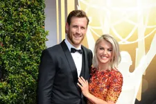 Julianne Hough And Brooks Laich Are Planning An “Intimate” Wedding