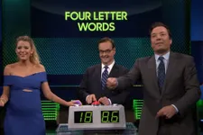 Pregnant Blake Lively Plays ‘Know It All’ With Jimmy Fallon