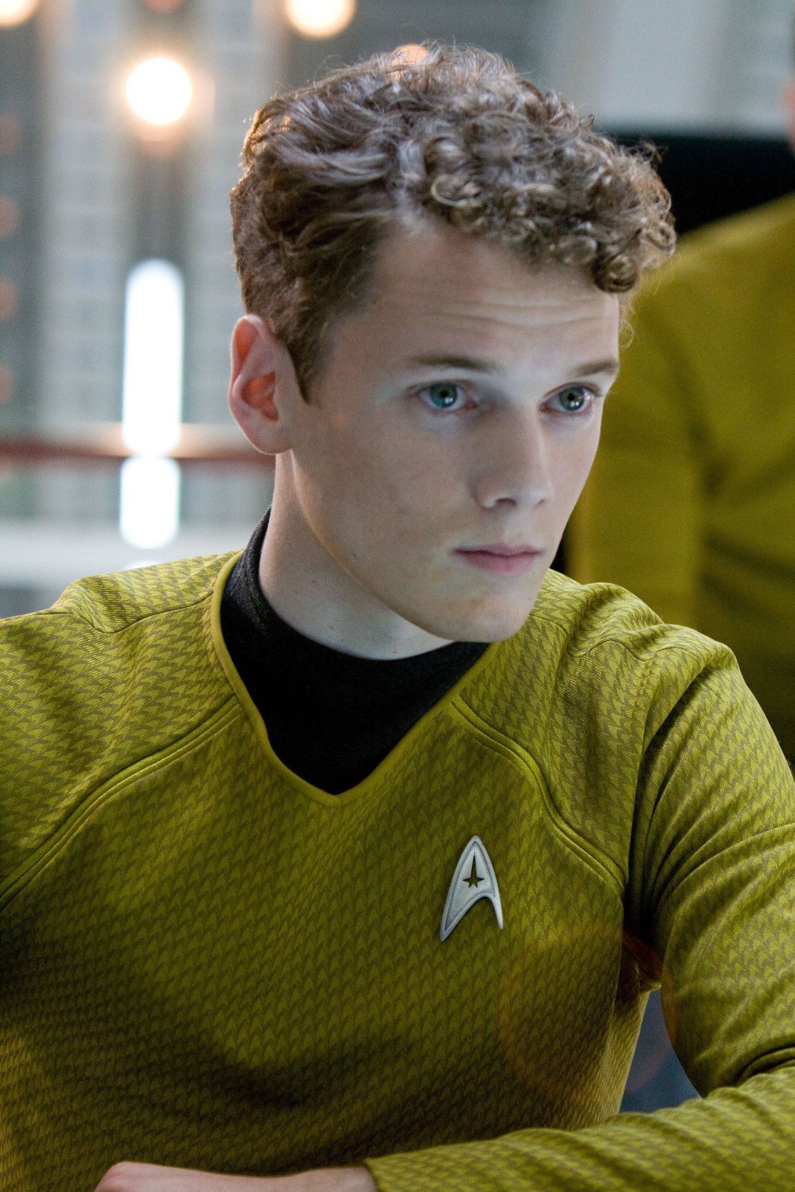 Anton Yelchin Star Trek Actor Dead At 27 All The Details Of The Freak Accident Fame10
