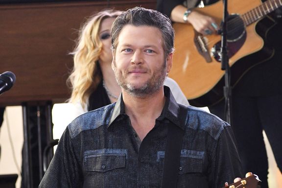 Blake Shelton Releases Apology After Offensive Tweets Resurface