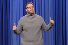 Seth Rogen Hilariously Lip-Syncs ‘Hotline Bling’ On The Tonight Show