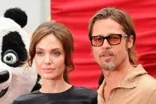 Angelina Jolie Hires Crisis Manager Amid Divorce Negotiations