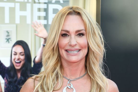 Beverly Hills Housewives: Hidden Feuds and Secrets Exposed Live!