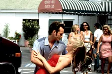 Jennie Garth Shares “Sign” Of Luke Perry While Filming BH90210