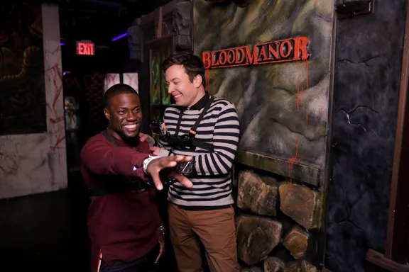 Jimmy Fallon And Kevin Hart Visit New York’s Scariest Haunted House