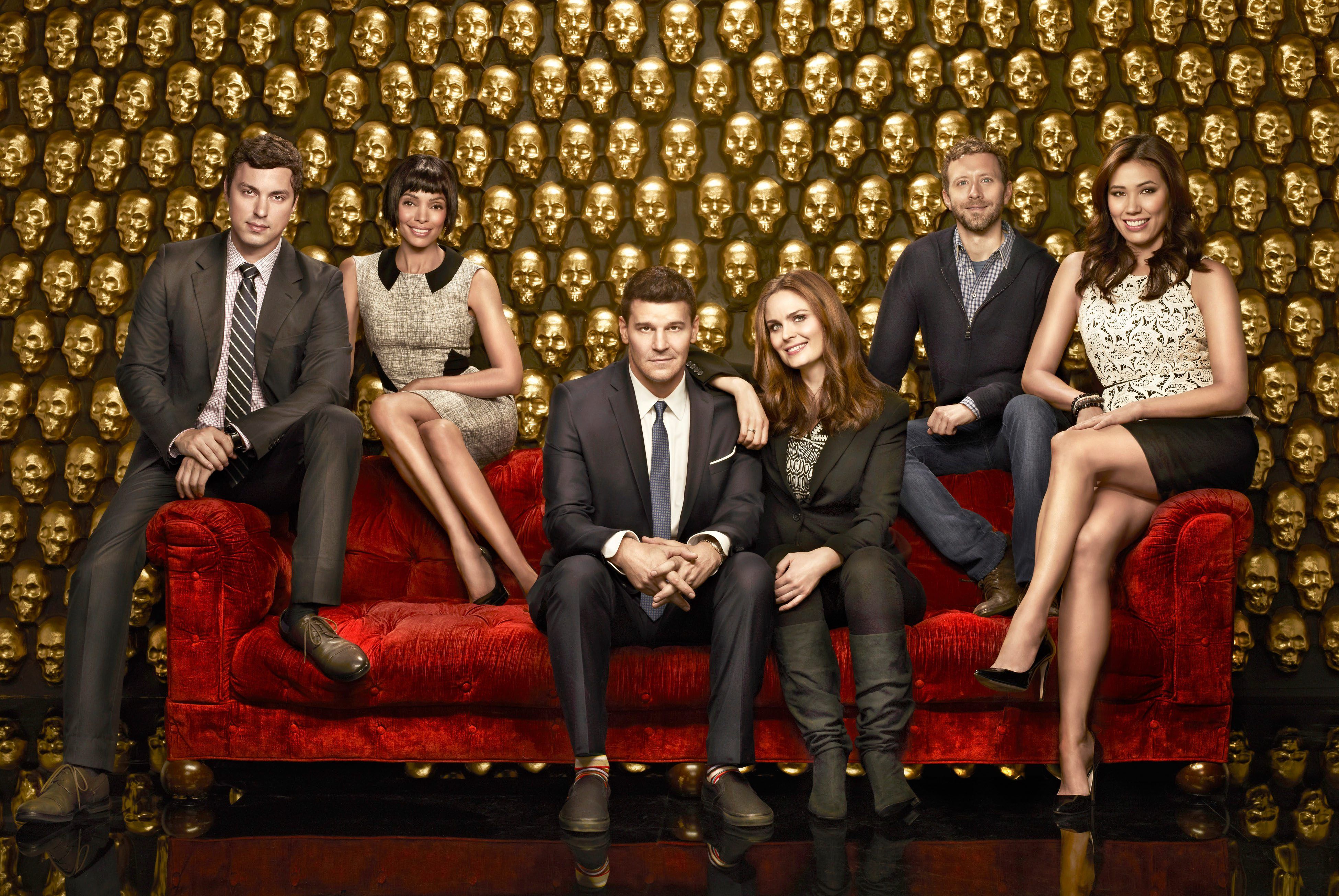 Cast of Bones: How Much Are They Worth Now? - Fame10