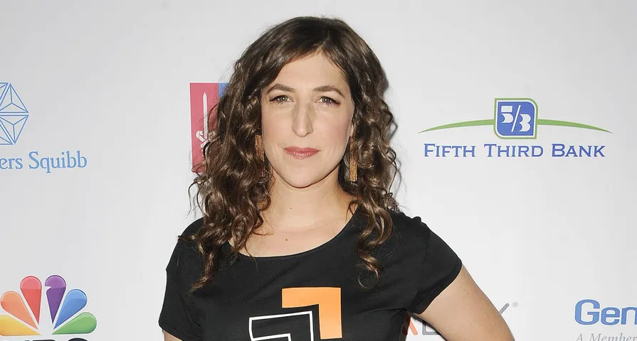 Things You Might Not Know About 'Big Bang Theory' Star Mayim Bialik ...