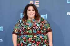 ‘This Is Us’ Star Chrissy Metz Says Her Torn Meniscus Won’t Keep Her From Golden Globes