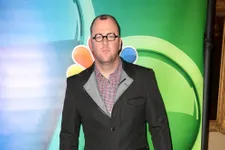 Chris Sullivan’s ‘This Is Us’ Costar Reveals He Wears Fat Suit To Play Toby