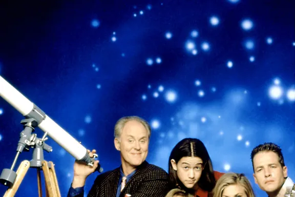 Cast Of '3rd Rock From The Sun': How Much Are They Worth Now?