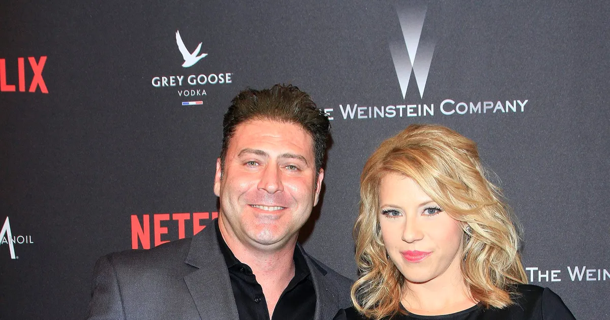 Jodie Sweetin's ExFiancé Arrested For Third Time After Violating(00)